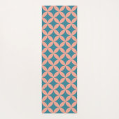 Mod Geometric Retro Modern Peach Blue Mitte des Ja Yogamatte (Rückseite)