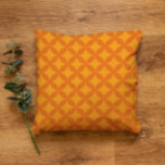 Mod Geometric Retro Modernes Orange Sun Mitte des  Kissen<br><div class="desc">Dieses Retro-Mod-Muster in Orange macht einen lustigen und farbenfrohen Eindruck für Ihre Zuhause. Verfügbare Koordinationsgegenstände.</div>