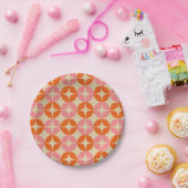 Mod Geometrisches Muster in Rosa und Orange Mitte Pappteller (Party)