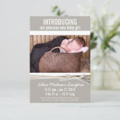 Mod Linen Baby Girl Geburtsankündigung Ankündigung (Stehend Vorderseite)