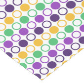Mod Mardi Gras Dots Kurzer Tischläufer (Ecke)