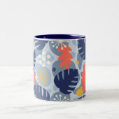 Mod Monstera Leaf Abstrakt Hawaiian Tropical - Blu Zweifarbige Tasse (Mittel)