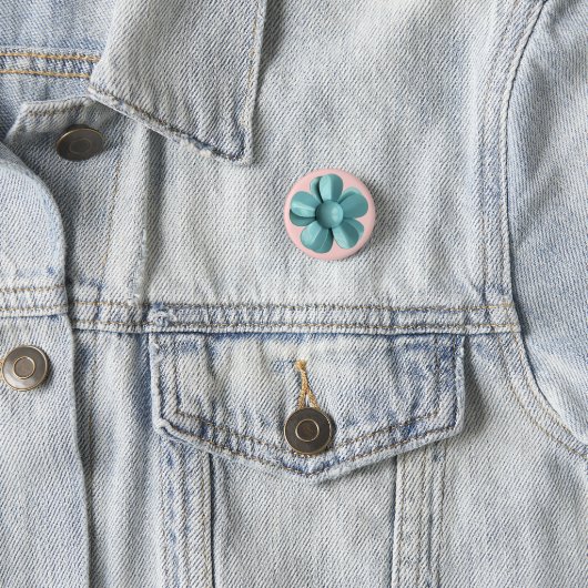 MOD Pale Blue Daisy Flower Spring Summer Wedding Button (Beispiel)