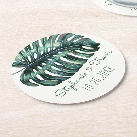 Mod Tropical Palm Leaf Monstera Runder Pappuntersetzer (Angewinkelt)
