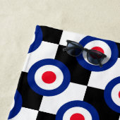 MOD visiert Roundel auf Schachbrett an Strandtuch (Beispiel)