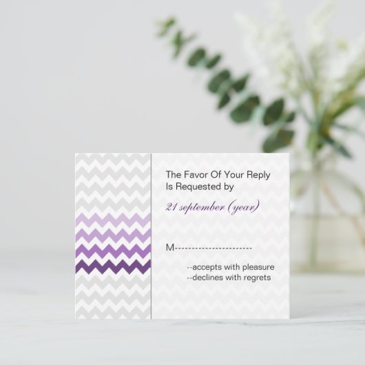 Mod Zickzack lila Ombre wedding rsvp (Stehend Vorderseite)
