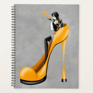 Mode-Diva in Stiletto-Gelb Planer