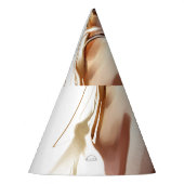 Mode Frau: Stilvolles, zeitgenössisches Portrait. Partyhütchen (Links)