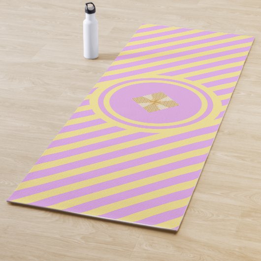 Mode-Streifen und Diamant Yogamatte (Beispiel)