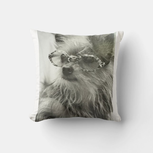 Modehund von NYC. 5th Ave Kissen (Vorderseite)