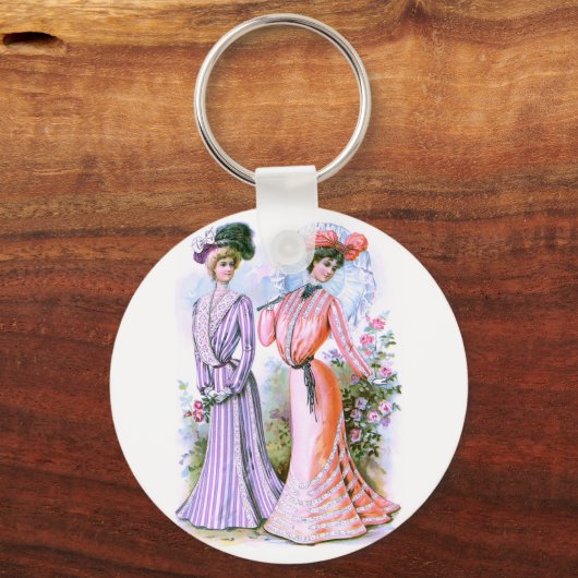 Modekleider der 1900er Jahre Schlüsselanhänger (Vorderseite)