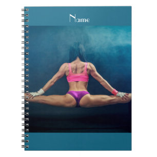 Modell der Fitness Split Thunder_Cove Notizblock