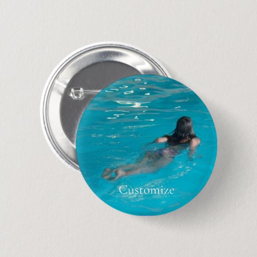 Modell der Frau Thunder_Cove Button (Vorne & Hinten)