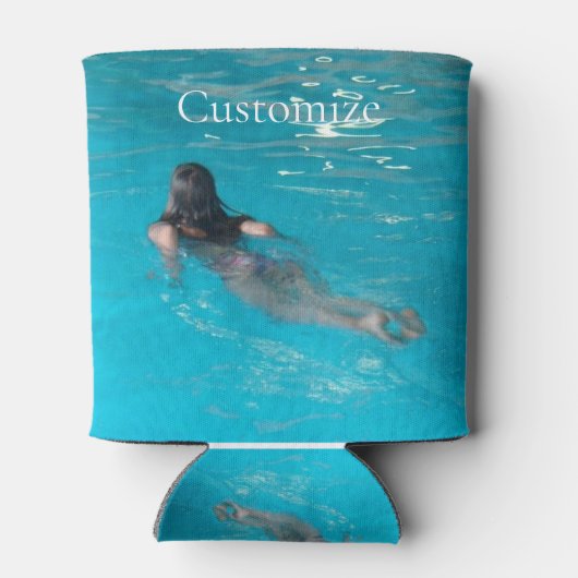 Modell der Frau Thunder_Cove Dosenkühler (Rückseite)