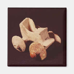 Modell eines Chariot, 2000-1595 BC Magnet