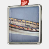 Modell eines Piratenschiffs, c.1810 Silbernes Ornament (Links)