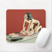 Modell eines reibenden Kornes der Frau, altes Mousepad (Mit Mouse)