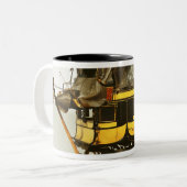 Modell eines vierzig Sitzomnibus Zweifarbige Tasse (Vorderseite Links)