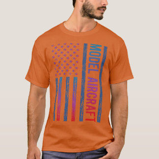 Modellflugzeug für die Gradientenflagge T-Shirt