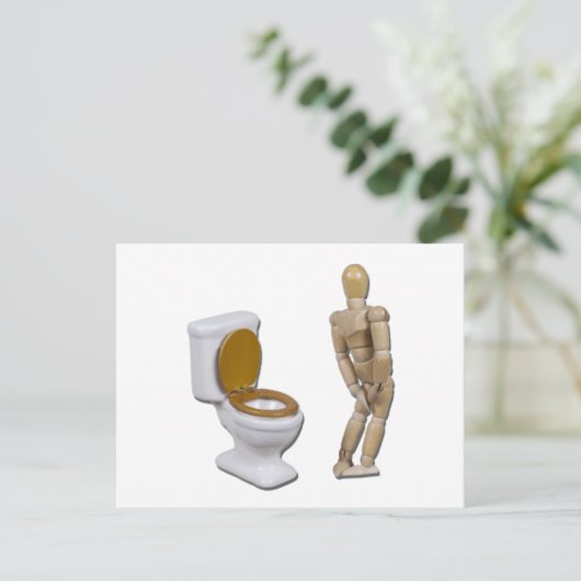 ModellInNeedNextToilet121611 Postkarte (Stehend Vorderseite)