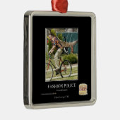 Modepolizei Silbernes Ornament (Rechts)