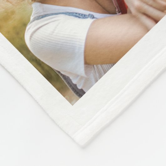 Modern 10 Photo Collage Family Name Quote White Fleecedecke (Ecke)