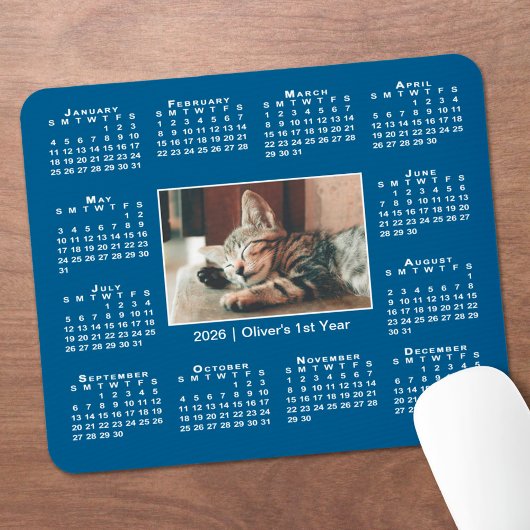 Modern 2026 Kalender Ihr Foto Name auf blau Mousepad