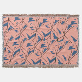 Modern Abstract Blue & Pink Geometric Pattern Flee Decke (Vorderseite)