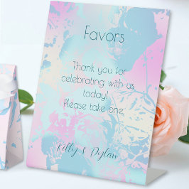 Modern Abstract Pastel Wedding Favors  Sockelschild