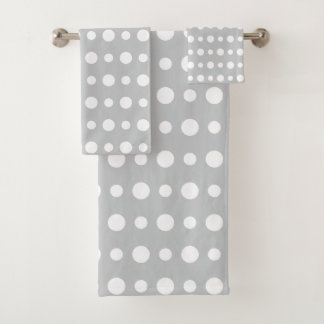 Modern Abstract White Polka Dots on Silver Gray Badhandtuch Set