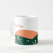 Modern Abstrakt Green Terra Cotta Yoga Kaffeetasse (Vorderseite Links)