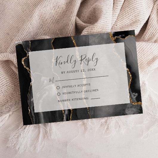 Modern Agate Frame Black Gold Wedding RSVP Karte