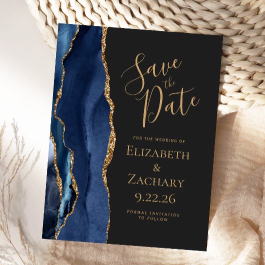 Modern Agate Navy Blue Gold Dark Save the Date Ankündigungspostkarte