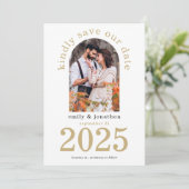Modern Arch Foto Gold Wedding Save The Date (Stehend Vorderseite)