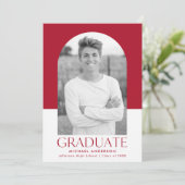 Modern Arch Red Color Block Graduation Party Einladung (Stehend Vorderseite)