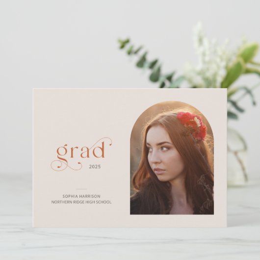 Modern Arch Simple 1-Foto 2025 Graduation Party Einladung (Stehend Vorderseite)