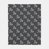 Modern Aries signieren auf Holzkohlefaser Print Fleecedecke (Vorderseite)