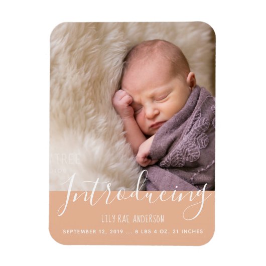 Modern Baby Girl Birth Ankündigung Foto Magnet (Vertikal)