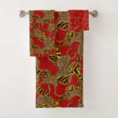 Modern Baroque Glam Animal Print On Red Badhandtuch Set (Insitu)