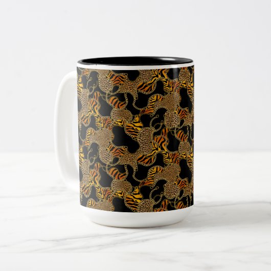 Modern Baroque Glam Animal Print With Chains Zweifarbige Tasse (Vorderseite Links)