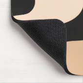 Modern Beige & Black Wave Mousepad (Ecke)