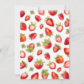 Modern Berry First Strawberry Geburtstag für Mädch Einladung (Rückseite)