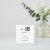 Modern Beruflicher QR Code & Logo Quadratische Visitenkarte (Stehend Vorderseite)