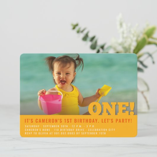 Modern Big One Fun Baby Girl oder Boy First Birthd Einladung (Stehend Vorderseite)