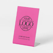 Modern Bight Pink Corporate Company Business Logo Sockelschild (Vorderseite)