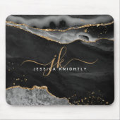 Modern Black Agate Gold Glitzer Script Monogram Mousepad (Vorne)
