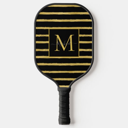Modern Black and Gold Striped Monogram Name Pickleball Schläger (Vorderseite)