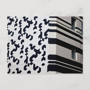 Modern black and white building in Hong Kong Postkarte