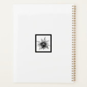 Modern Black and White Floral Name 2026 Planer (Rückseite)