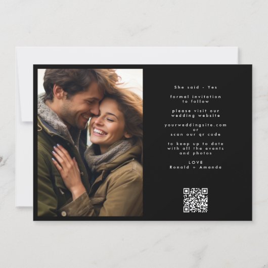 Modern Black and White QR Code Photo Save The Date (Rückseite)